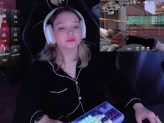 AlinaAdams webcam