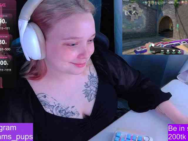 AlinaAdams webcam