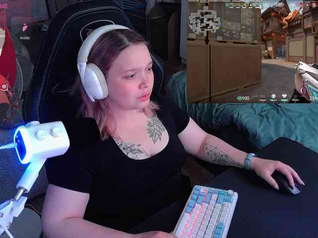 AlinaAdams webcam