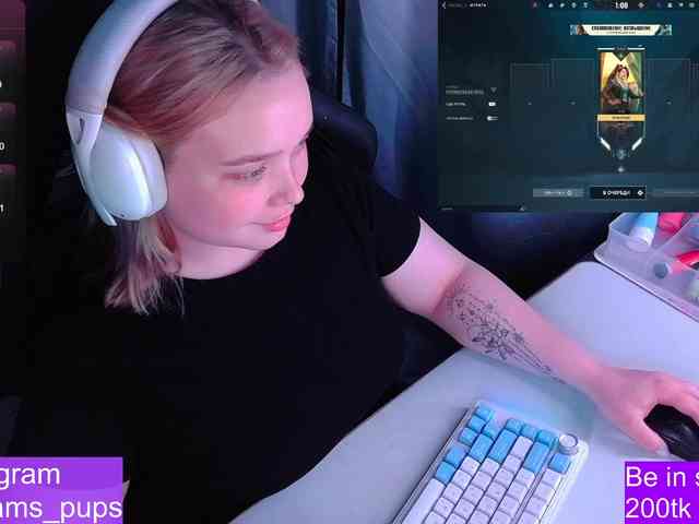 AlinaAdams Live Webcam on BongaCams