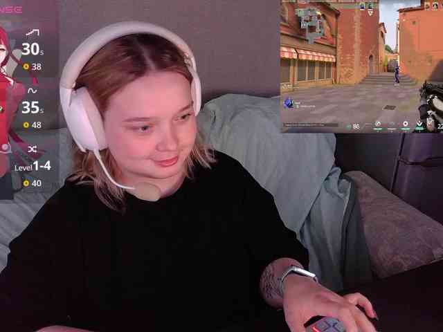 AlinaAdams webcam