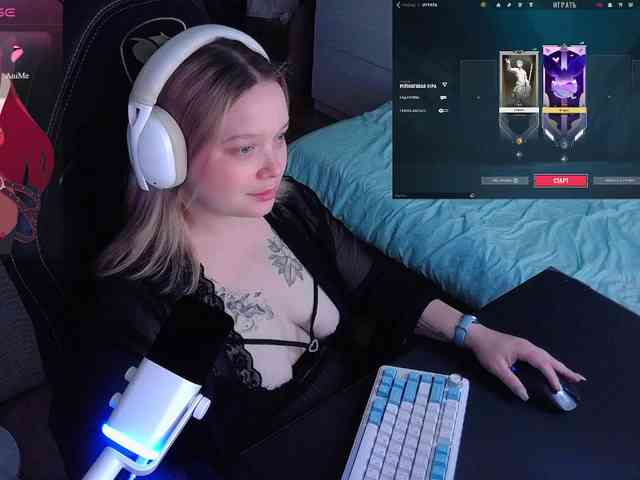 AlinaAdams webcam