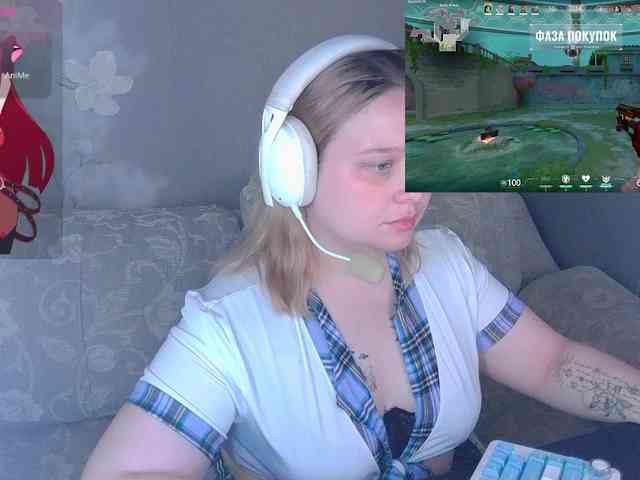 AlinaAdams webcam