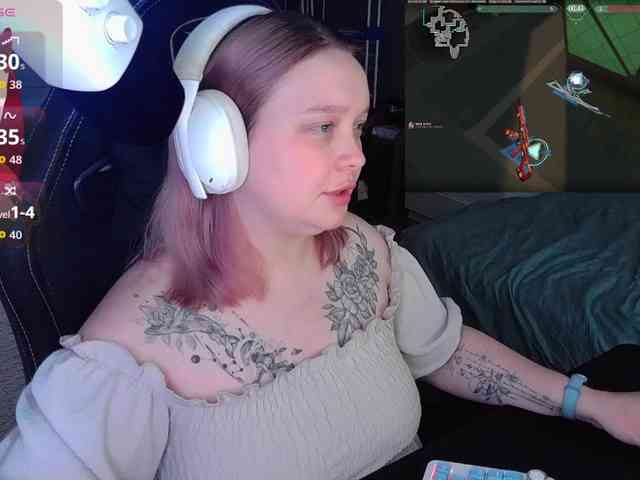 AlinaAdams webcam