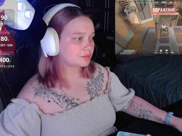 AlinaAdams webcam
