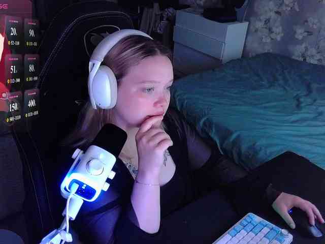 AlinaAdams webcam