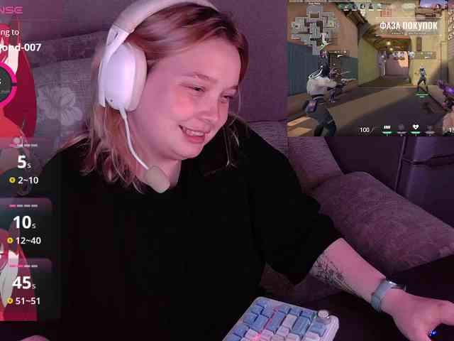 AlinaAdams webcam