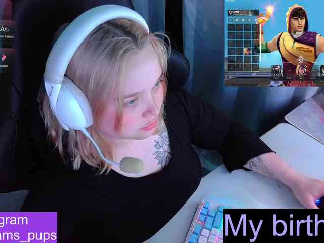 AlinaAdams webcam