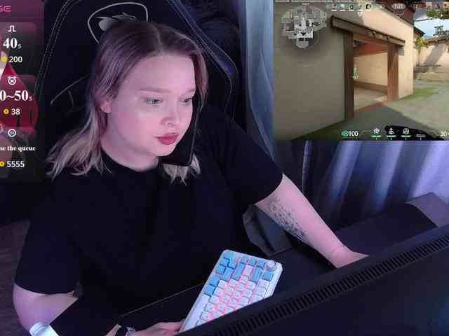 AlinaAdams webcam