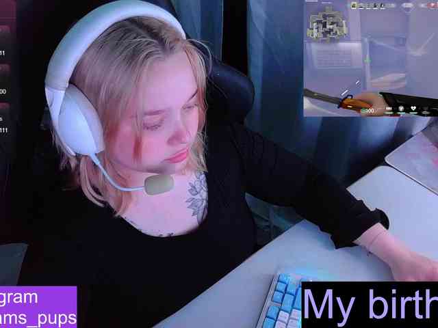 AlinaAdams webcam