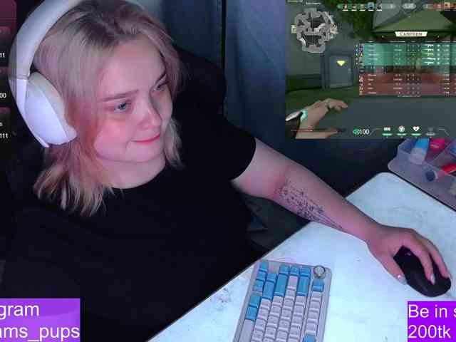 AlinaAdams webcam