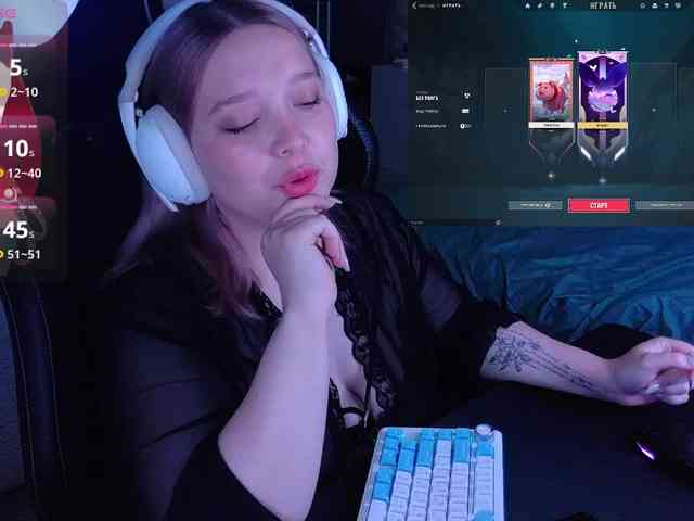 AlinaAdams webcam