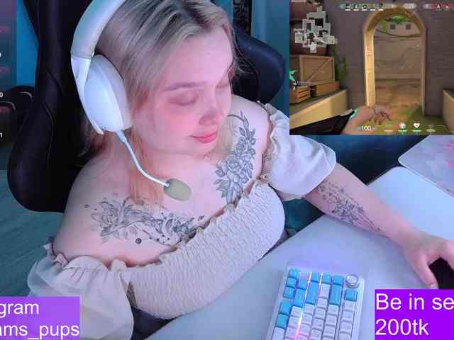 AlinaAdams webcam