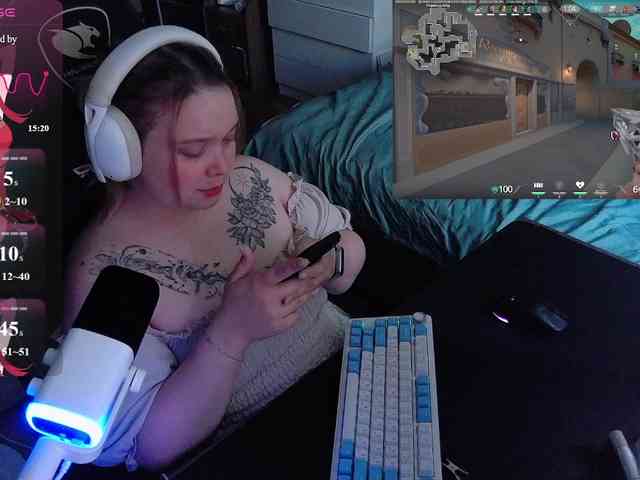 AlinaAdams webcam