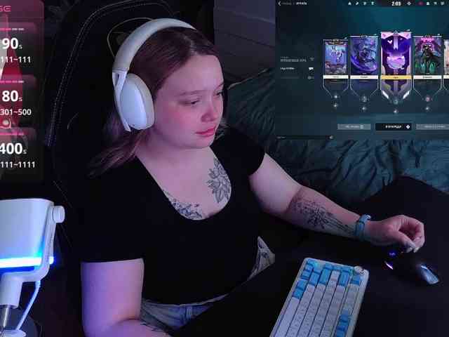 AlinaAdams webcam