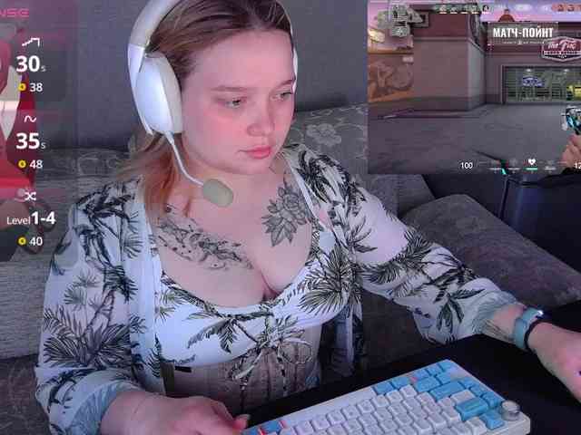 AlinaAdams webcam