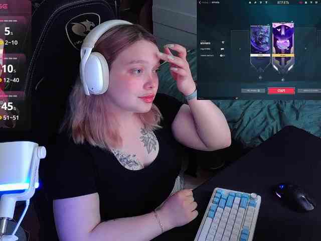 AlinaAdams webcam