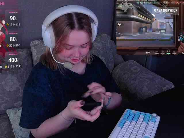 AlinaAdams webcam