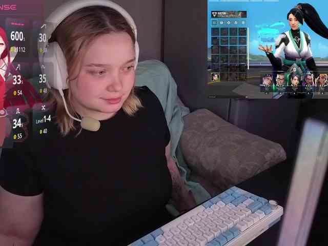 AlinaAdams webcam