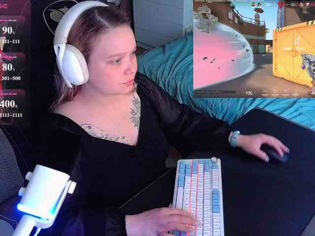 AlinaAdams webcam