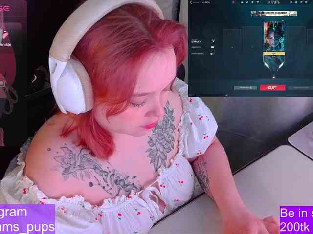 AlinaAdams webcam