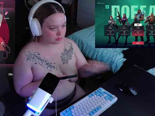 AlinaAdams webcam
