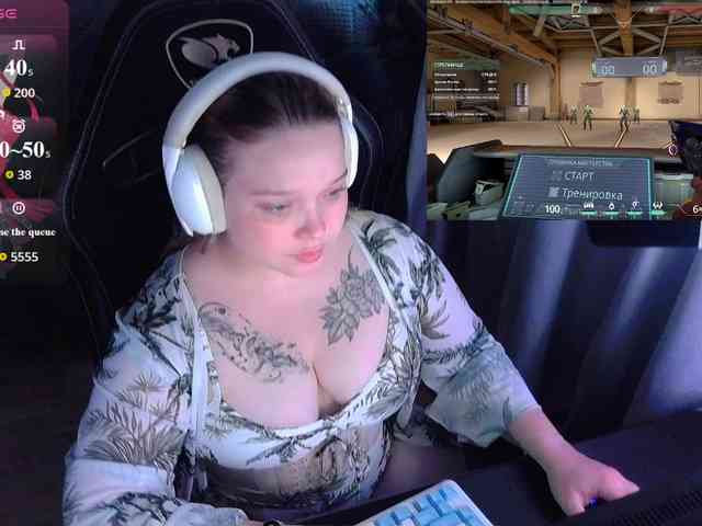 AlinaAdams webcam