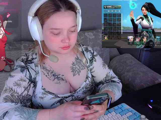 AlinaAdams webcam
