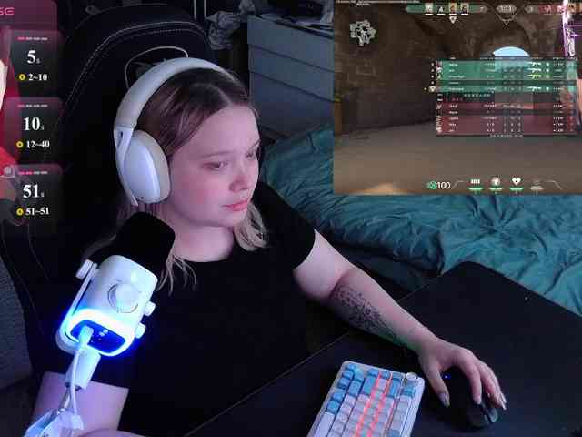 AlinaAdams webcam