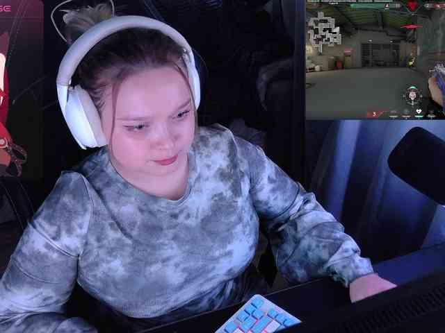 AlinaAdams webcam