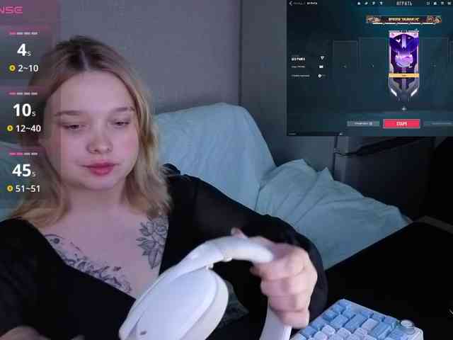 AlinaAdams webcam