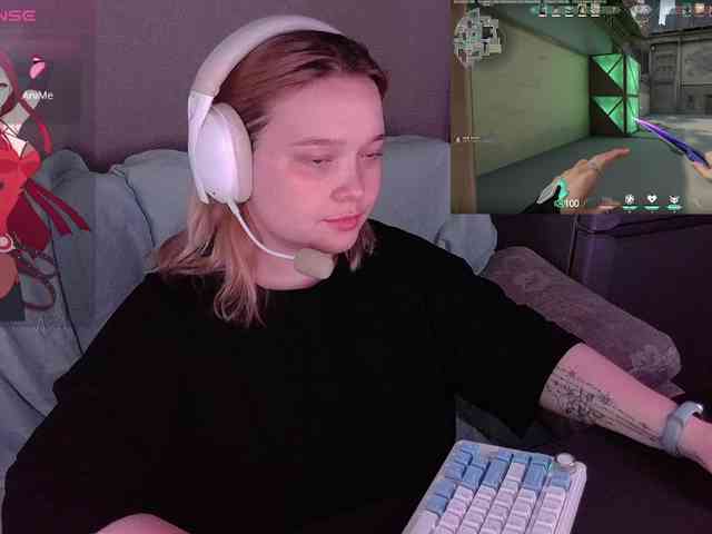 AlinaAdams webcam