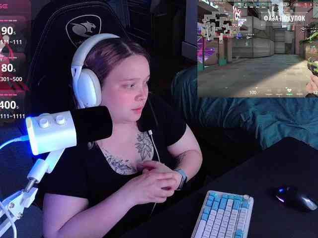 AlinaAdams webcam