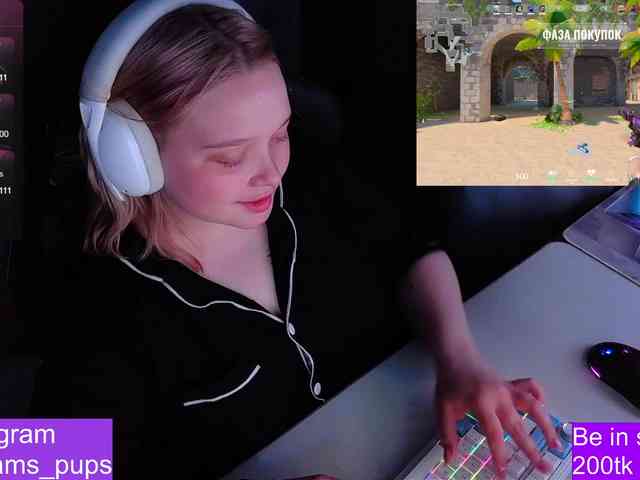 AlinaAdams webcam