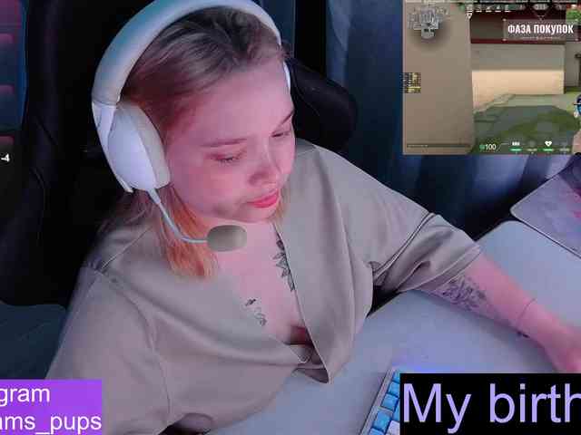 AlinaAdams webcam