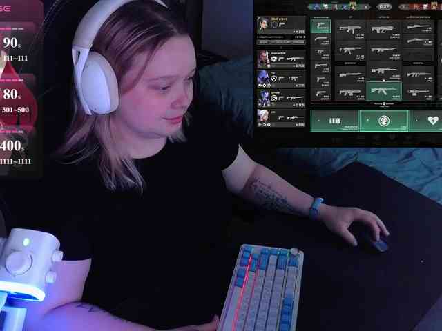 AlinaAdams AlinaAdams