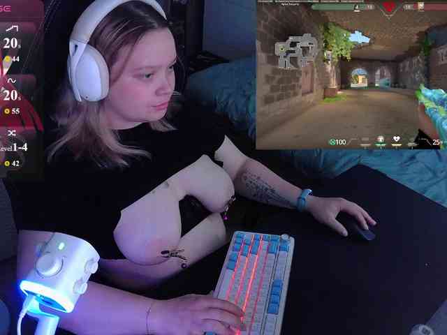 AlinaAdams webcam