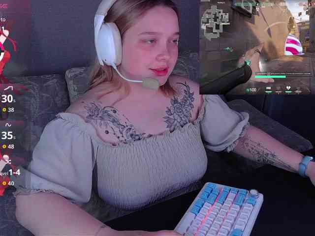 AlinaAdams webcam