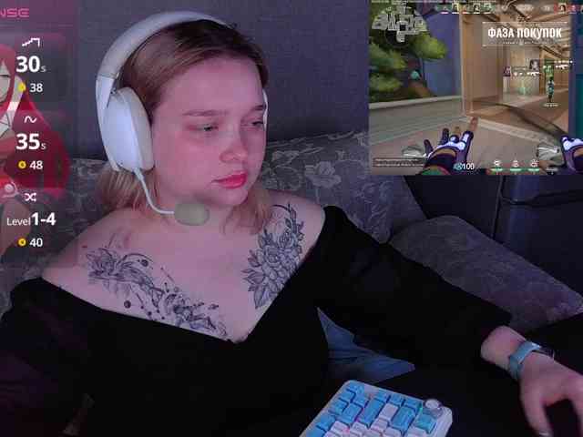 AlinaAdams webcam