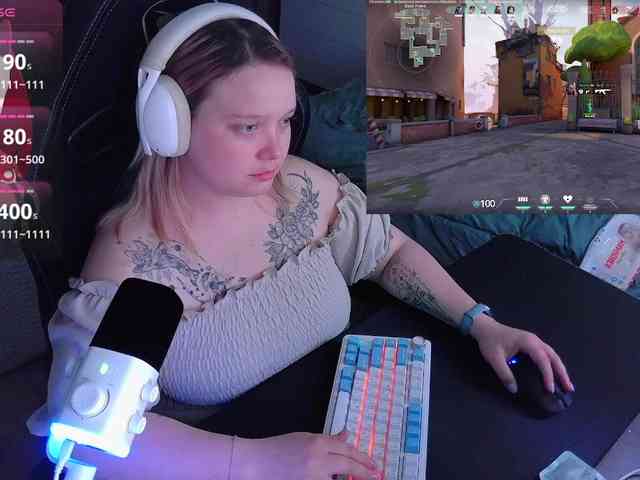 AlinaAdams webcam
