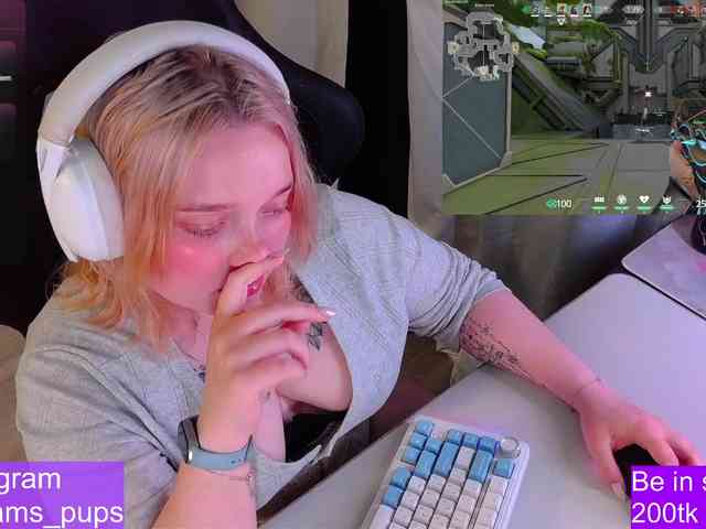 AlinaAdams webcam