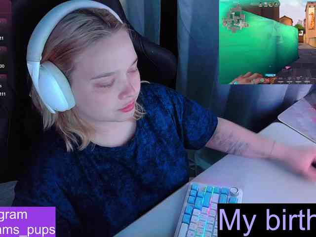 AlinaAdams webcam