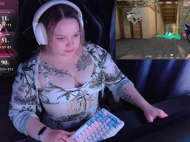 AlinaAdams webcam