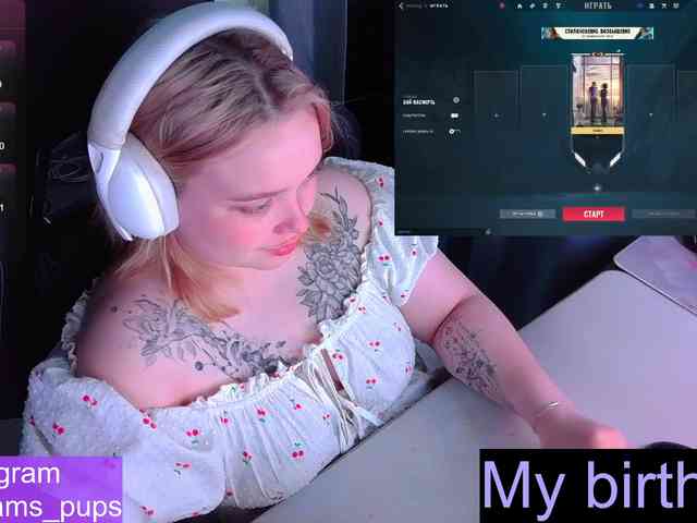 AlinaAdams webcam