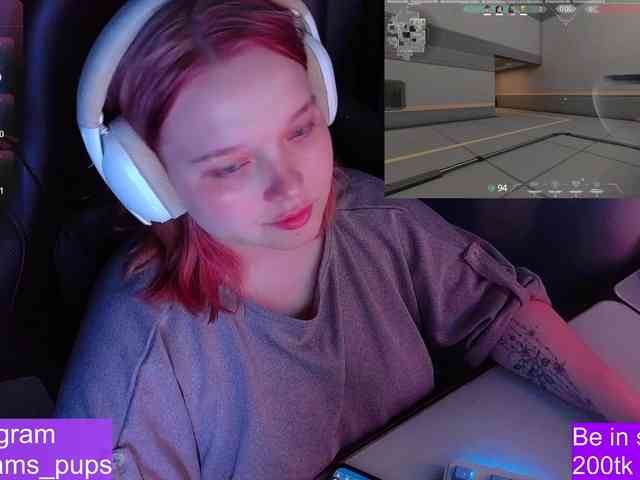 AlinaAdams webcam