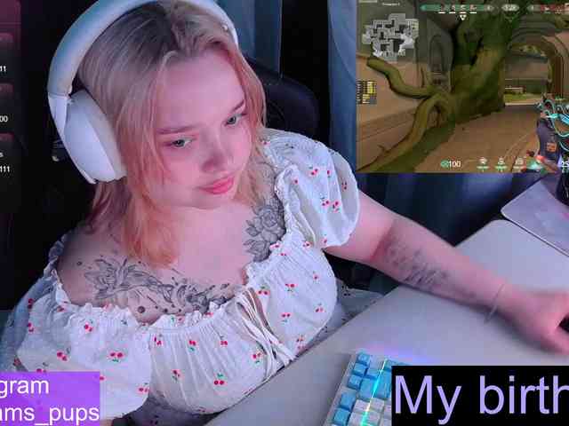 AlinaAdams webcam