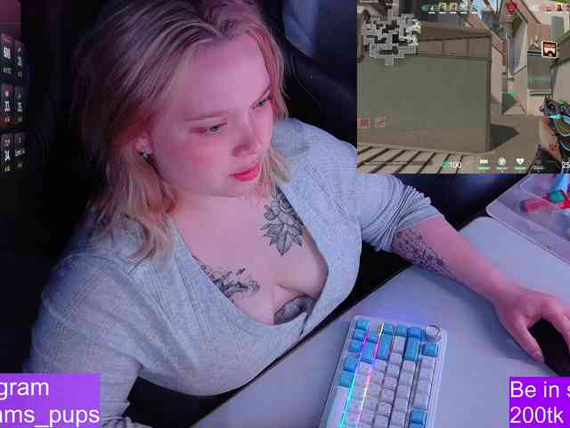 AlinaAdams webcam