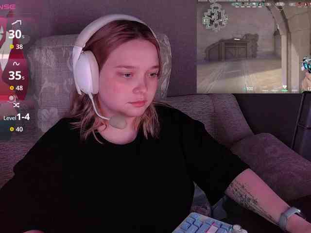 AlinaAdams webcam