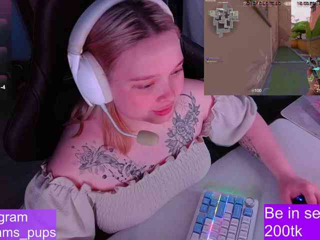 AlinaAdams webcam