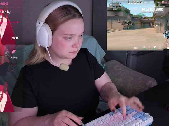 AlinaAdams webcam